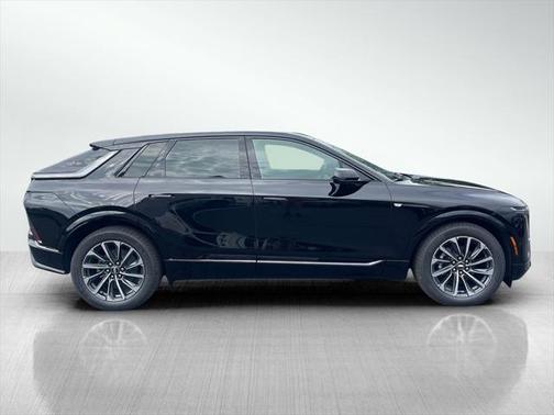 2025 Cadillac LYRIQ Sport w/1SJ