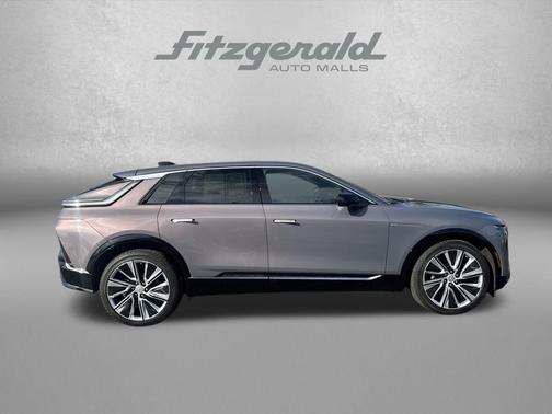 Celestial Metallic 2025 Cadillac LYRIQ Luxury