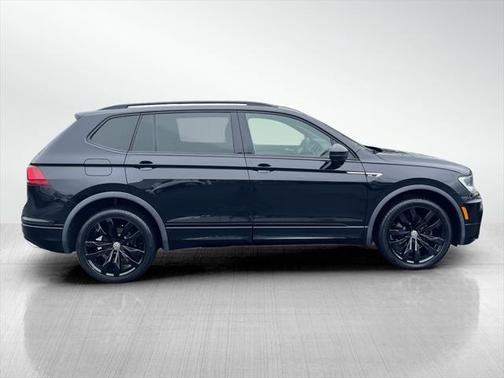 2020 Volkswagen Tiguan 2.0T SE R-Line Black 4MOTION