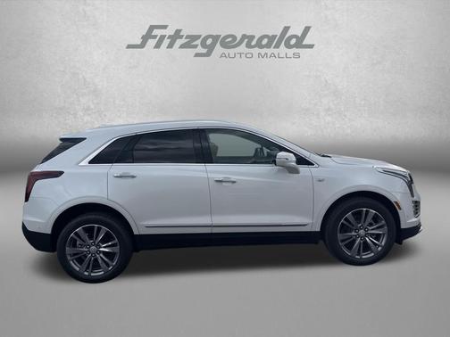 Crystal White Tricoat 2026 Cadillac XT5 Premium Luxury