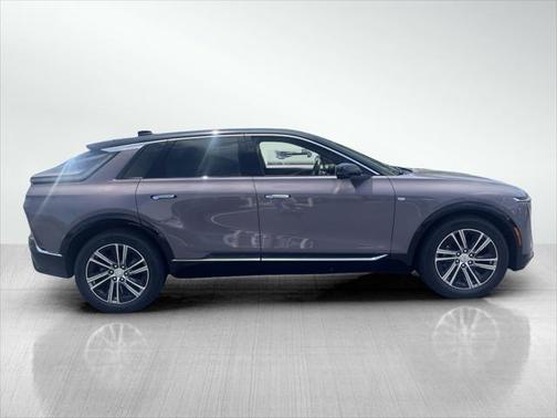 2025 Cadillac LYRIQ Luxury w/1SD
