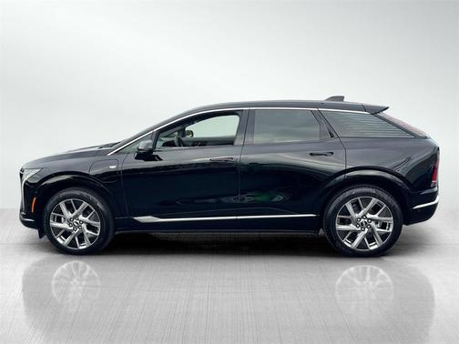 2025 Cadillac OPTIQ Luxury 2 AWD