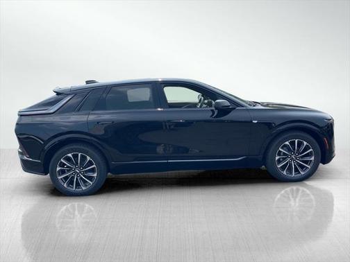 2025 Cadillac LYRIQ Sport w/1SJ