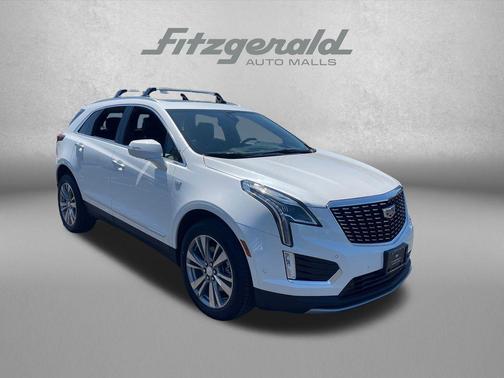 Crystal White Tricoat 2026 Cadillac XT5 Premium Luxury