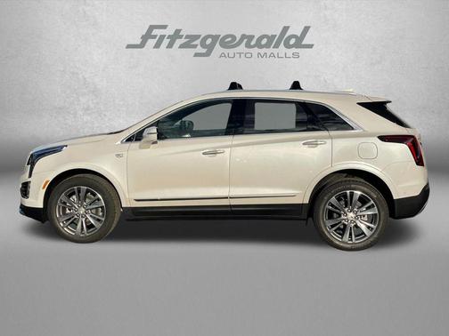 Crystal White Tricoat 2026 Cadillac XT5 Premium Luxury