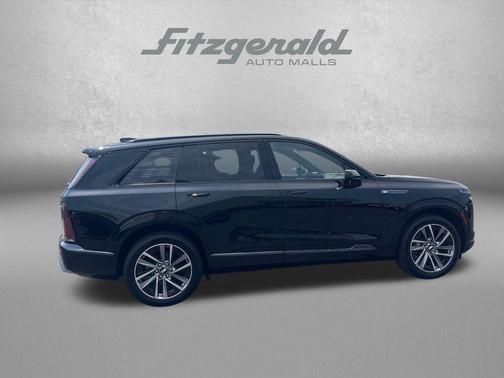 Stellar Black Metallic 2026 Cadillac VISTIQ Sport