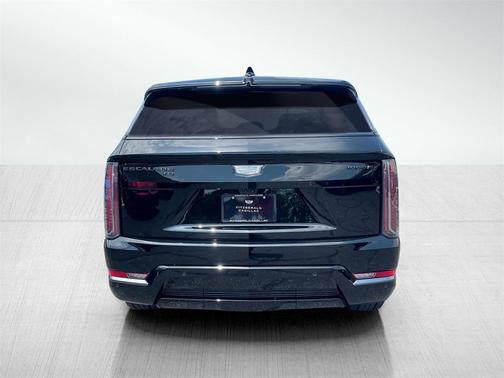 2025 Cadillac Escalade IQ Sport 1