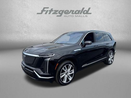 Stellar Black Metallic 2026 Cadillac VISTIQ Luxury