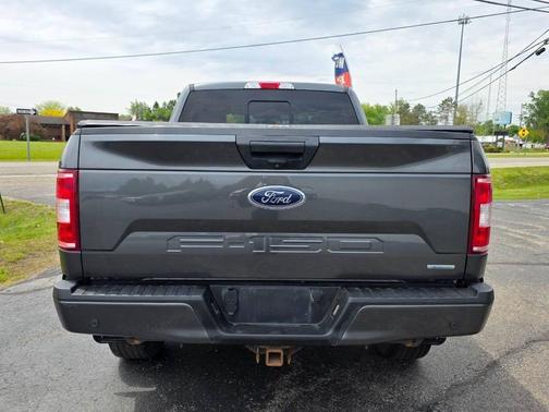 Magnetic Metallic 2019 Ford F-150 XLT