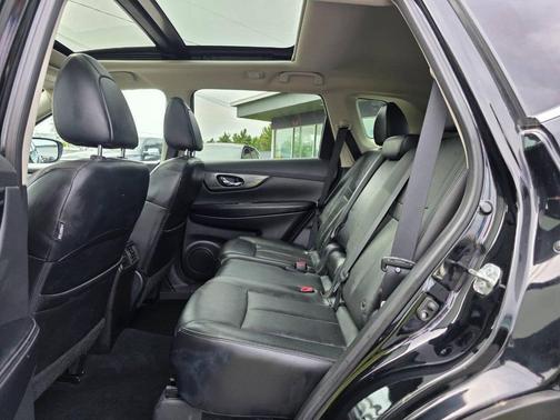 Super Black 2015 Nissan Rogue SL