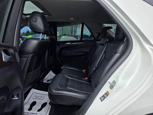 Polar White 2014 Mercedes-Benz M-Class 4MATIC