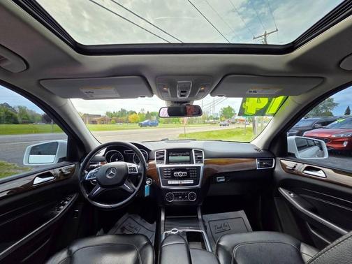 Polar White 2014 Mercedes-Benz M-Class 4MATIC