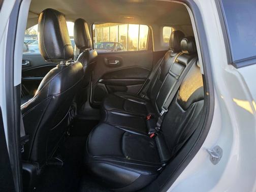 White Clearcoat 2019 Jeep Compass Limited
