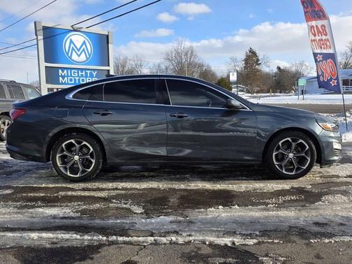 Shadow Gray Metallic 2020 Chevrolet Malibu FWD LT