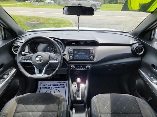 2019 Nissan Kicks SV