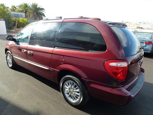 2001 Chrysler Town & Country Limited