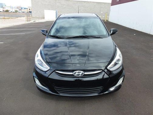 2014 Hyundai Accent SE