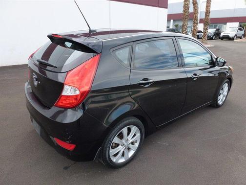 2014 Hyundai Accent SE