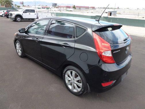 2014 Hyundai Accent SE