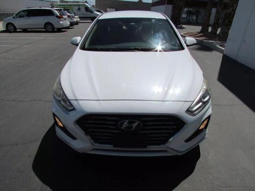 2018 Hyundai SONATA SE