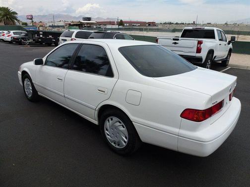 2000 Toyota Camry CE