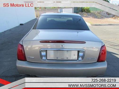 2004 Cadillac DeVille Base
