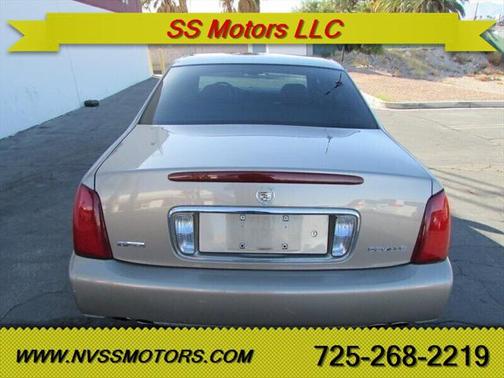 2004 Cadillac DeVille Base