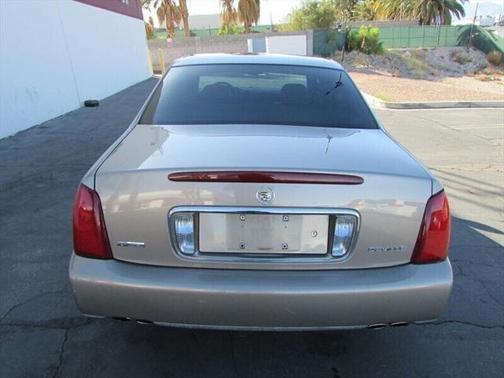 2004 Cadillac DeVille Base
