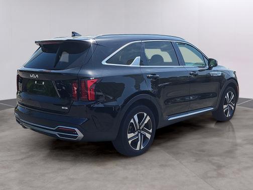 2023 Kia Sorento Hybrid EX AWD