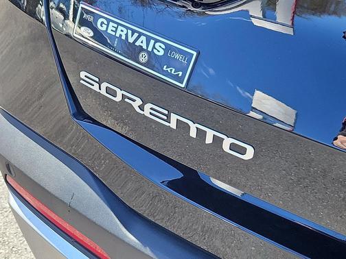 Black 2025 Kia Sorento EX