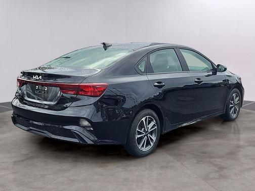 Black 2023 Kia Forte