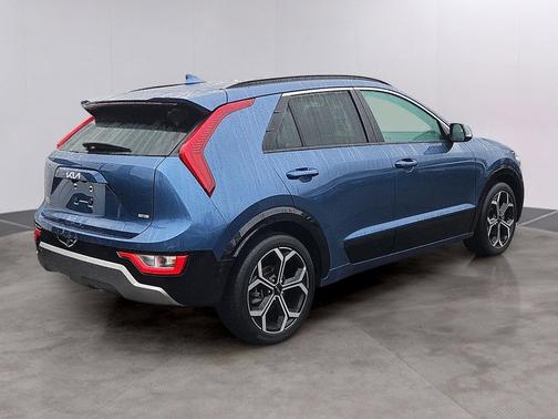 Blue 2025 Kia Niro