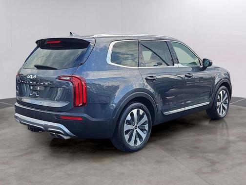 Gray 2022 Kia Telluride