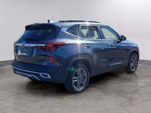 2021 Kia Seltos S FWD