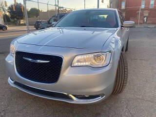 2019 Chrysler 300 Touring