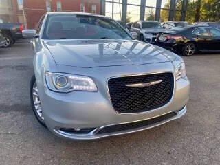 2019 Chrysler 300 Touring