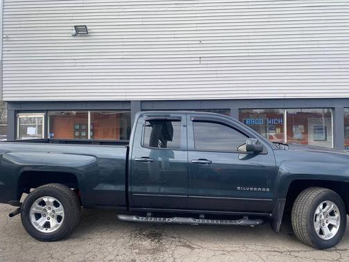 2017 Chevrolet Silverado 1500 2LT