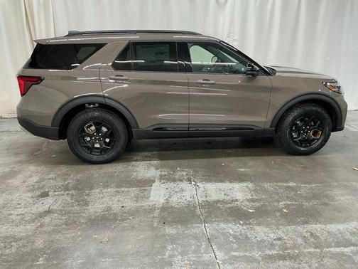 Marsh Gray 2026 Ford Explorer Tremor