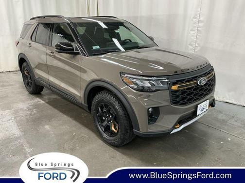 Marsh Gray 2026 Ford Explorer Tremor