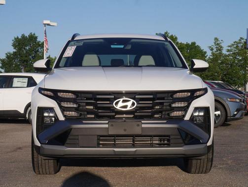 Serenity White Pearl 2025 Hyundai TUCSON SEL