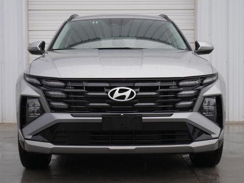 Shimmering Silver 2025 Hyundai TUCSON SEL