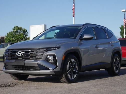 Shimmering Silver 2025 Hyundai TUCSON SEL