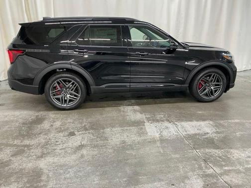 Agate Black Metallic 2026 Ford Explorer ST