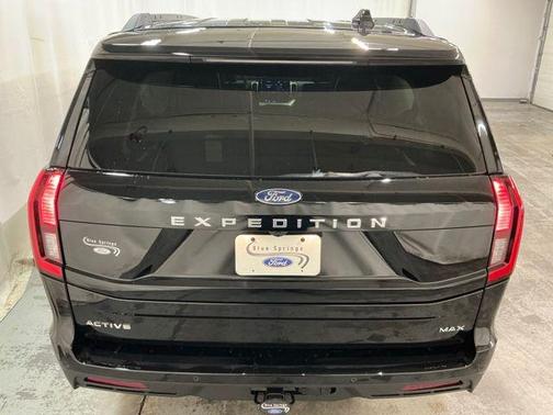 Agate Black Metallic 2026 Ford Expedition Max Active