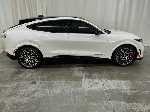STAR WHITE MET TRI-COAT 2022 Ford Mustang Mach-E GT