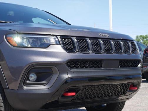 Black Clearcoat 2024 Jeep Compass Trailhawk