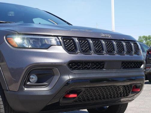 Black Clearcoat 2024 Jeep Compass Trailhawk