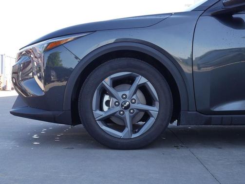 Interstellar Gray 2025 Kia K4 LXS