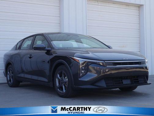 Interstellar Gray 2025 Kia K4 LXS