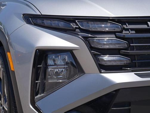 Shimmering Silver 2025 Hyundai TUCSON SEL